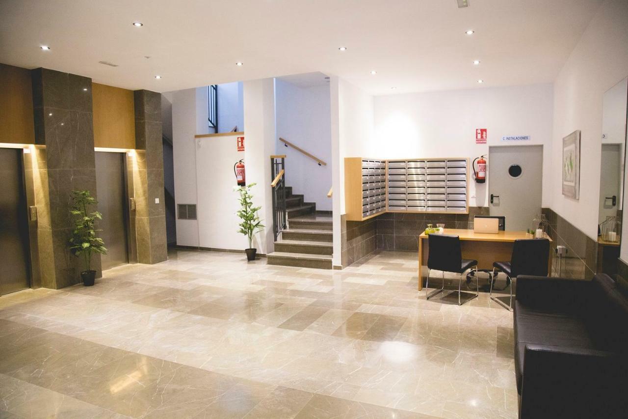 Be Free Granada Apartment Luaran gambar